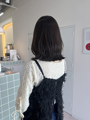 ミディアムレイヤー/切りっぱなし/前髪/顔まわり/髪質改善