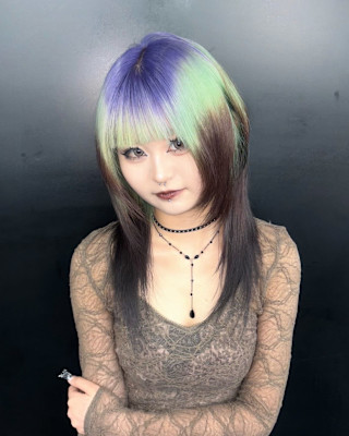 ルーツカラー　デザインカラー　ケアブリーチカラー　姫レイヤー