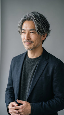 横浜メンズヘア 白髪ぼかし×色気センターパート【桜木町】