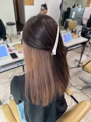 イヤリングカラーミルクティーベージュカラー