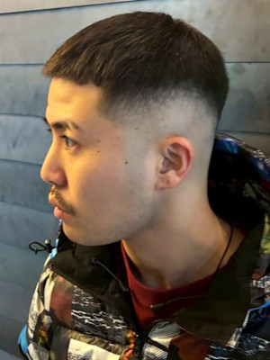 スキンフェード ダウンパーマ フルシェービング お顔剃り 眉