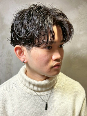 シャドウパーマ センターパート 眉毛カット フェードカット