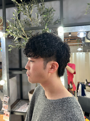 シャドウパーマ