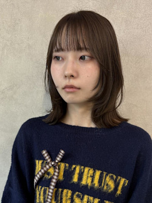 miu＆清水大誠　くびれ　レイヤーカット