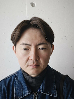 20代30代40代【ナチュラルセンターパート】大人男子