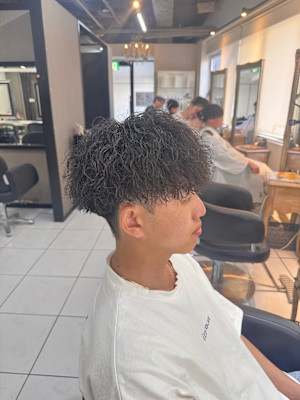 ツイストスパイラル　縦落ちツイスト　縦落ちスパイラル　眉毛