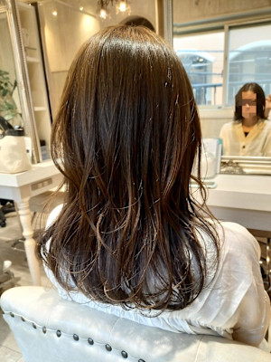 伸ばしかけセミロング