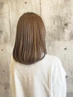 ベージュカラー〈ARCH Sayaka〉