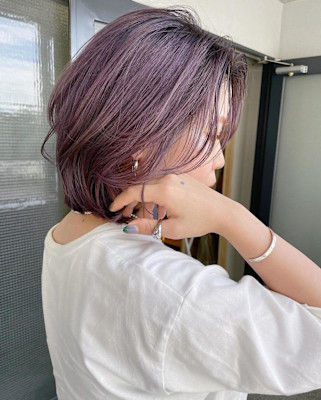 ラベンダーグレー/くびれミディアム/ミディアムレイヤー