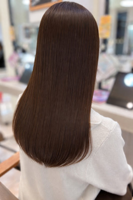 乾かすだけでまとまる◎ツヤ髪ストレート