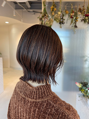 レイヤーカット×ナチュラルブラウン
