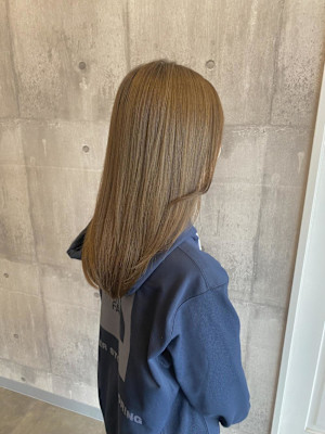 ハイトーンベージュ《ARCH chiaki》