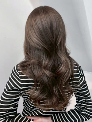 ダークアッシュロング顔周りレイヤー_ba580041