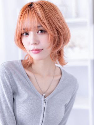 ハッシュカットコーラルピンク小顔シャギーウルフ　レイヤーボブ