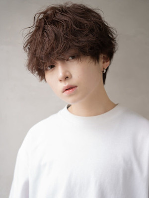 EIGHT second 新宿三丁目店 【エイト セカンド】