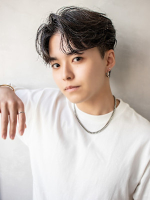 EIGHT second 新宿三丁目店 【エイト セカンド】