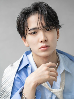 EIGHT okinawa 沖縄新都心店【エイト】