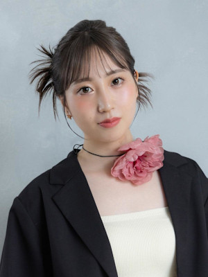 トレンドアレンジ×お呼ばれスタイル