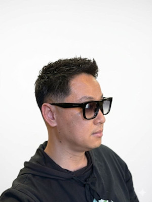 スパイキーショート