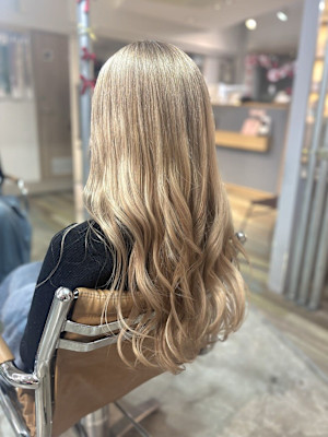 外国人風ブロンドグラデーション