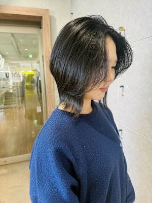 くびれミディアム/顔周りレイヤー
