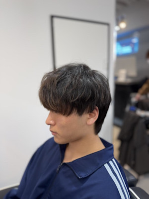 ゆるふわ質感ラウンドマッシュウルフ/大宮