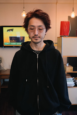 アップバングショート×赤髪