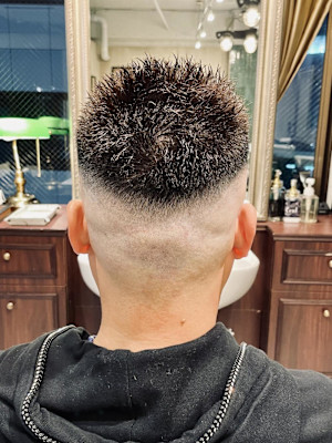 【40代 男性】スパイキーハイフェード