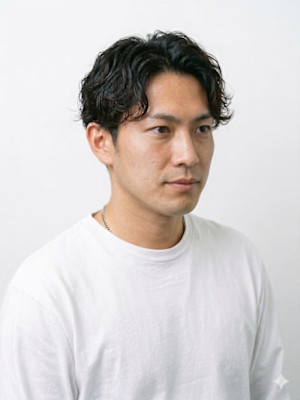 ツーブロックショートスタイル