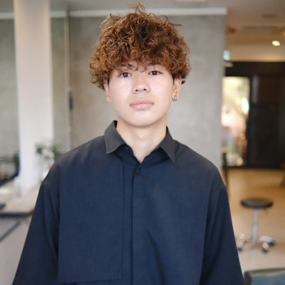 パーマ くせ毛風 スペインカール メンズ