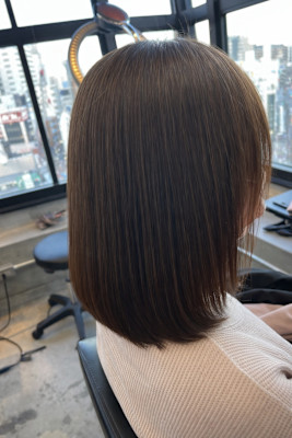 ツヤ感ナチュラルストレートボブ