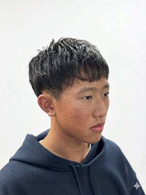 ツーブロックショートマッシュ