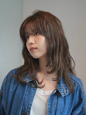  ミディアムレイヤー・ボブ/絶壁解消/２０代/３０代/長め 