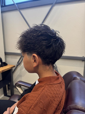 刈り上げショート×ラインアート