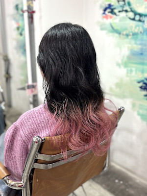 グラデーションピンクカラー