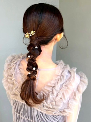 ヘアセット 編み下ろしアレンジ 結婚式 ローポニー 20代