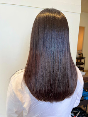 艶感際立つナチュラルストレートロング/チェリーブラウン