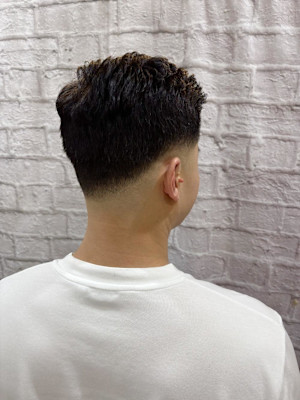 73分けフェードスタイル