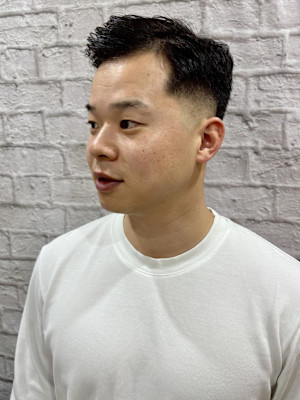 73分けフェードスタイル