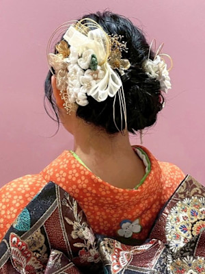 和装ヘア アップスタイル ヘアアレンジ 黒髪 成人式 卒業式