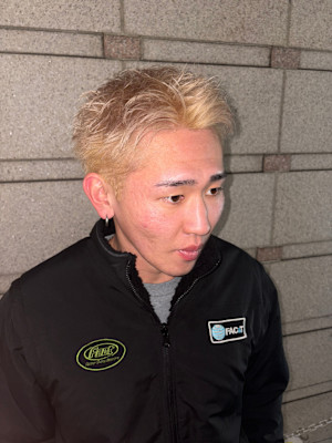 ハイトーンカラーが映えるスパイキーショート【三軒茶屋】