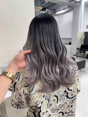 20代/30代/U24/ケアブリーチ/シルバーカラー