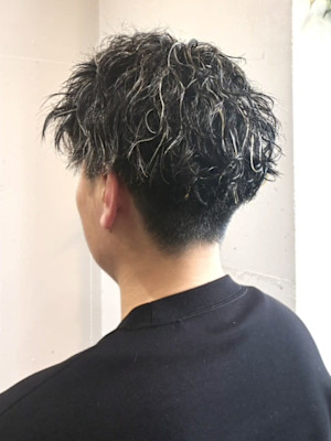 メンズカット ツイストパーマ ツーブロック ビジネス 30代