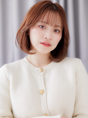 ミルクブラウンブリーチなしワンカール小顔丸みボブ30代40代