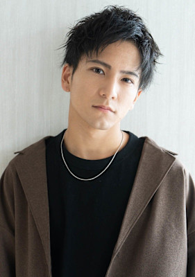 アップバングショート