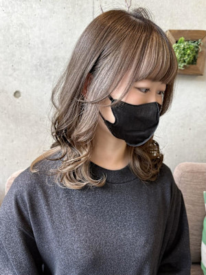 透けるベージュインナーからん