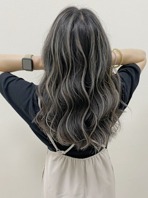 白髪もぼかせるハイライト
