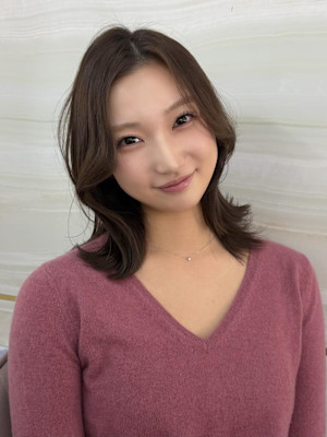 《鈴木茉奈》アッシュブラウン/くびれ巻き/大宮