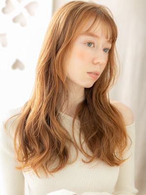 金髪ハイトーンカラーイメチェンフェミニンロング20代30代