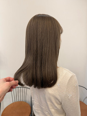 池袋 ブリーチ 透明感 ミルクティーベージュ♪